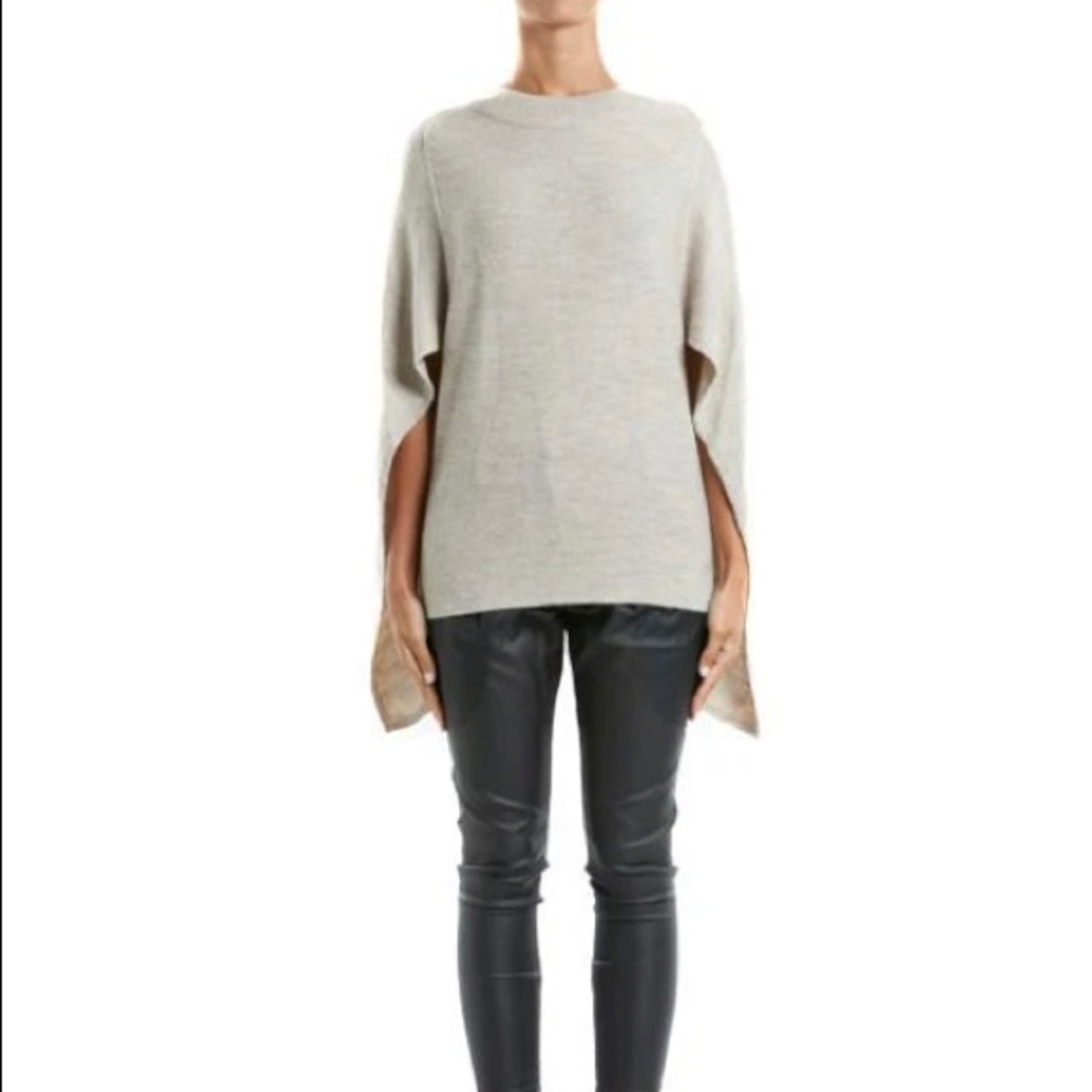 Cable Melbourne Jamie Cape Sweater S/M